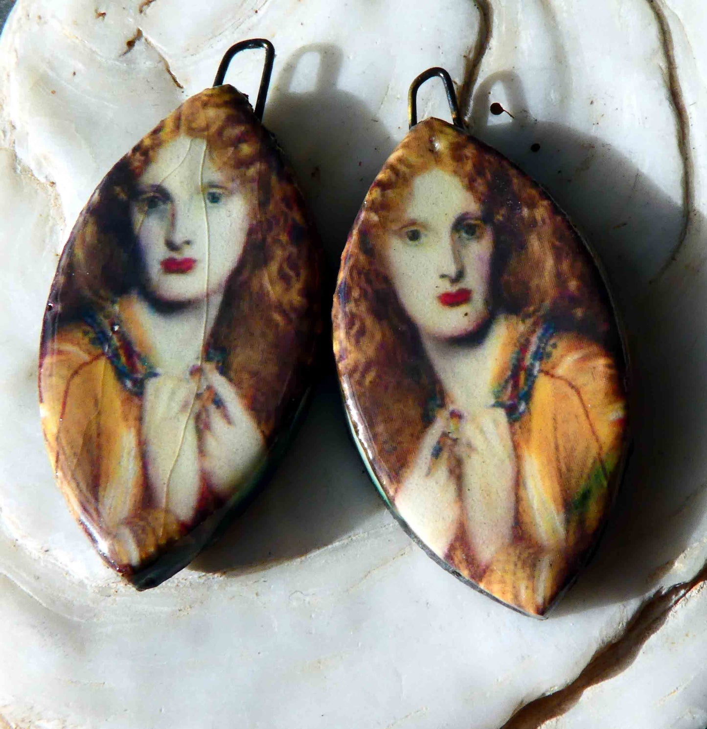 Helen of Troy Decal Drop Earring Charms #1