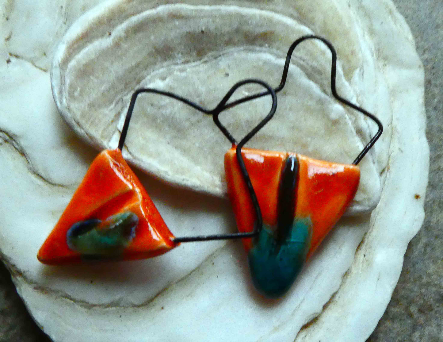 Ceramic Simple Figure Earring Charms -Vermillion Sunburst