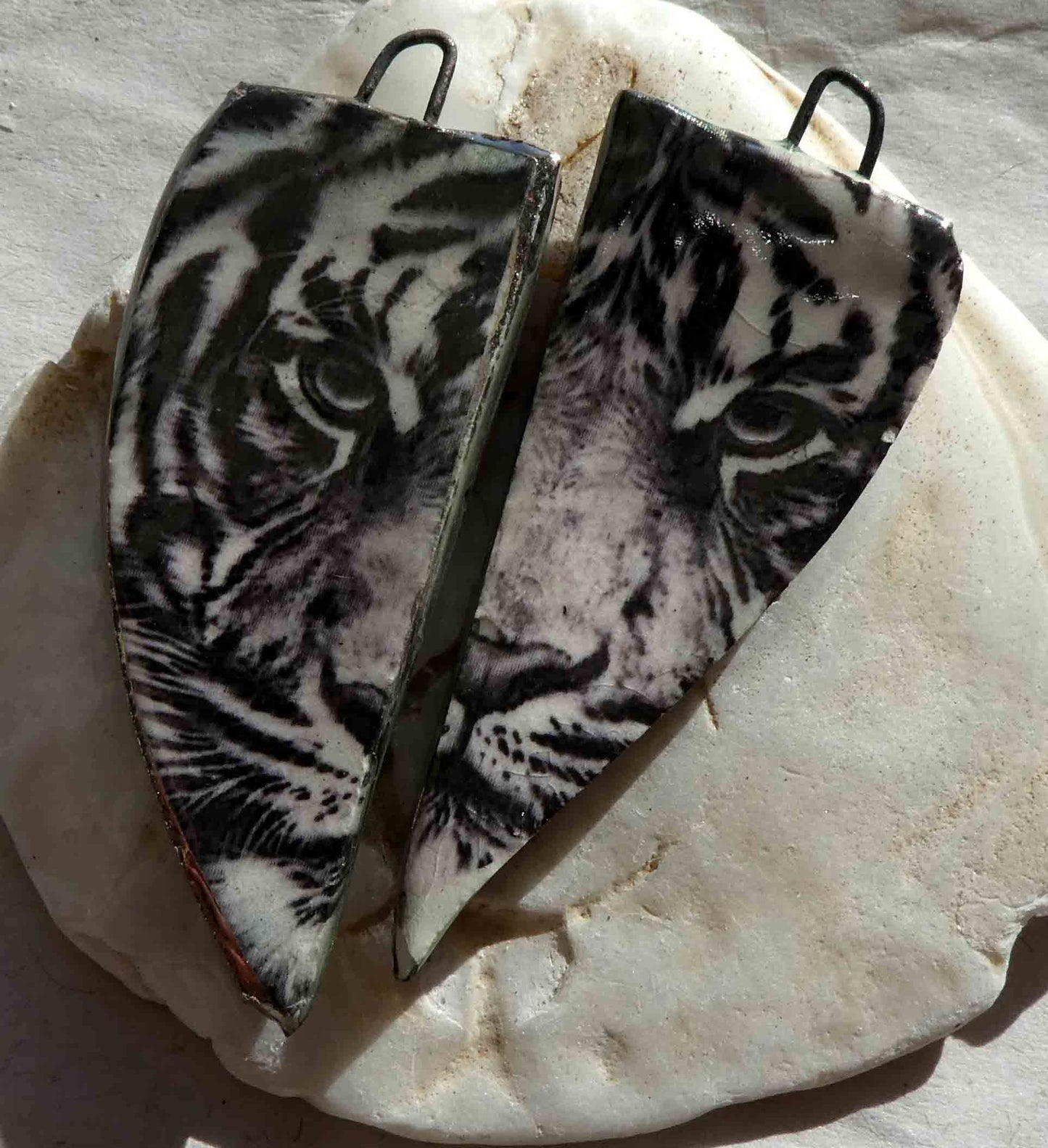 Ceramic Tiger Face Drops#4